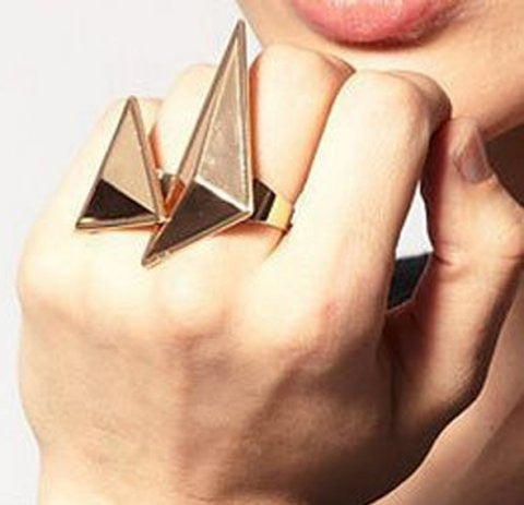 Trekant pyramide ringe