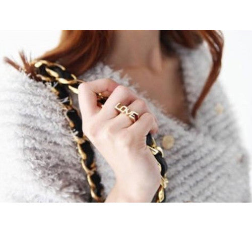 Guld LOVE fingerring