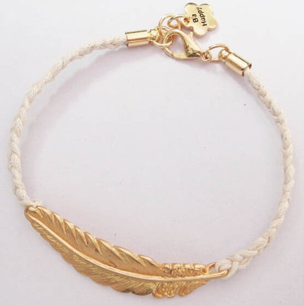 Knyttede armbånd med stor fjer