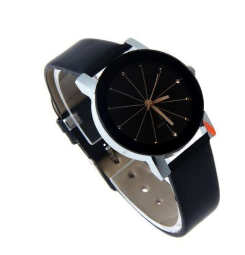 Sort armbåndsur med diamantformet urskive